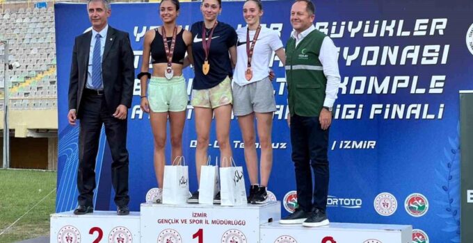 Eskişehirli atletler, İzmir’den kürsüyle döndü
