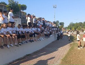 Gerze Belediyesi Spor Okulları öğrencileri festivalde yeteneklerini sergiledi
