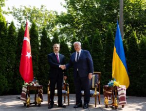Hakan Fidan, Ukraynalı mevkidaşı Sibiha ile telefonda görüştü