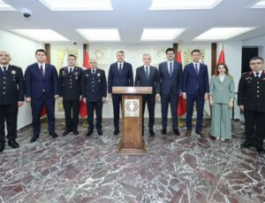 İçişleri Bakan Yardımcısı Çelik, Mardin Valiliğini ziyaret etti