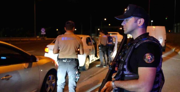 İstanbul ile Ankara’nın köprüsü Bolu geçişinde NATO denetimleri
