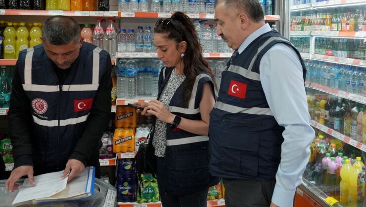 İstanbul Ticaret İl Müdürlüğü ekipleri ambalajlı su fiyatlarına yönelik denetim yaptı