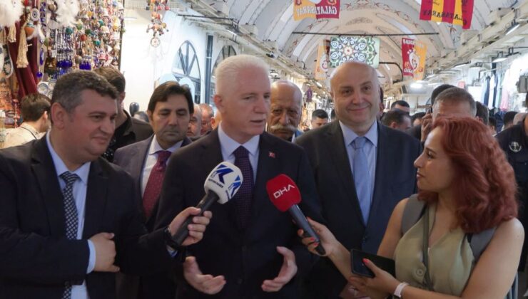 İstanbul Valisi Davut Gül, Kapalıçarşı’da esnafla buluştu