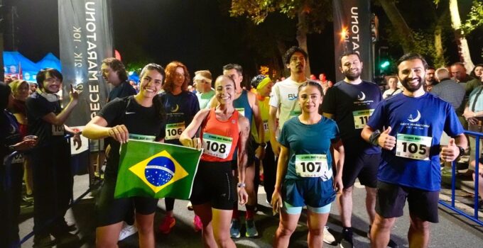 İstanbul’da Gece Maratonu koşuldu