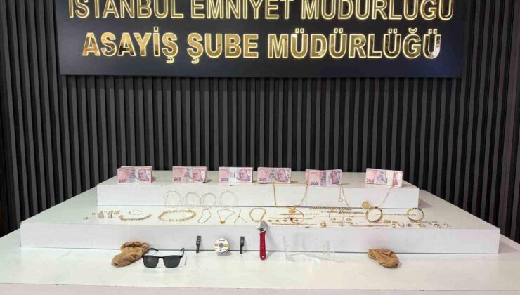 İstanbul’da suç makinesi kadınların üzerinden 1 milyonluk ziynet eşyası çıktı, takside yakalandılar