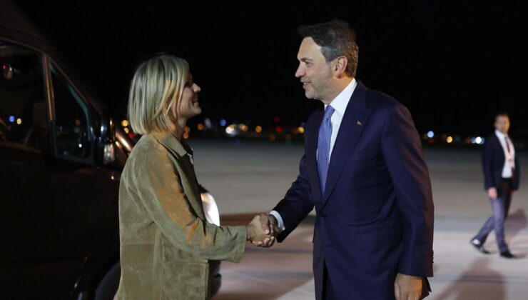 İsveç ve İzlanda Başbakanları NATO Zirvesi İçin Ankara’da