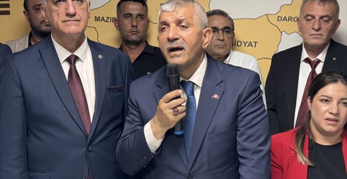 İzmir’de Mardinliler Federasyonu üyesi 278 kişi MHP’ye katıldı