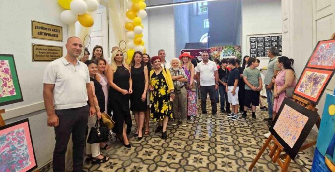 İzmir’in tarihi okuluna hayırsever ve gönüllü desteğiyle modern kütüphane