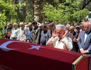 Kıbrıs gazisi Eşref Kabak son yolculuğuna uğurlandı