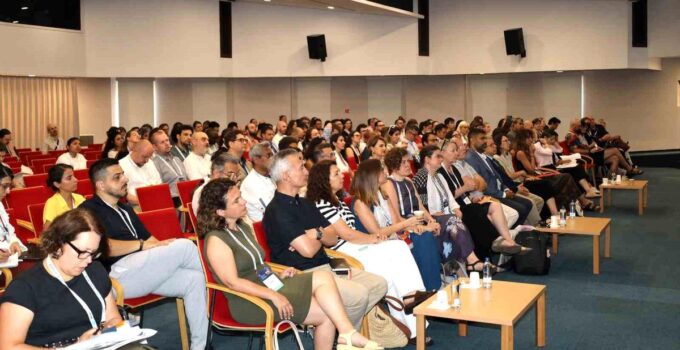 Küresel sorunlara İzmir’den ortak akıl
