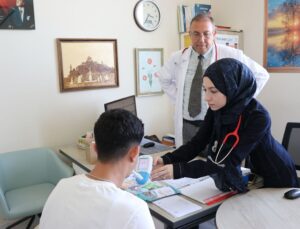 Kütahya’da tütün bağımlılığıyla mücadelede 12-18 yaş grubuna özel poliklinik desteği veriliyor