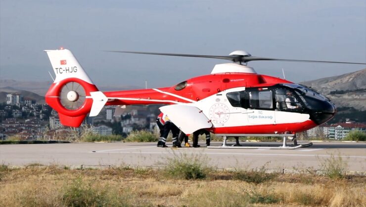 Nallıhan’da hava ambulansı kalp krizi geçiren hasta için havalandı
