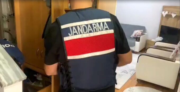 Nüfus müdürlüklerindeki sahtecilik operasyonunda 31 gözaltı