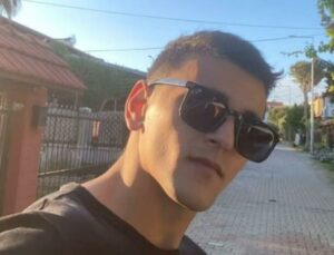 Otomobilin çarptığı üniversiteli Eren, yaşamını yitirdi