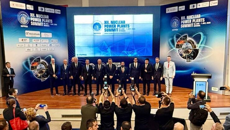 Rosatom, Akkuyu NGS’deki son durumu ve düşük karbonlu enerji çözümlerini İstanbul’daki zirvede paylaştı