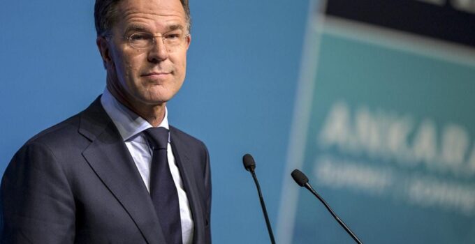 Rutte, Türkiye’nin savunma sanayisini öve öve bitiremedi