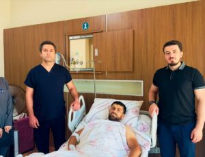 Siirt’te bacağını beton mikserine kaptıran kişi ameliyatla sağlığına kavuştu