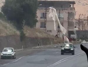 Siirt’te elektrik direğinde çıkan yangın paniğe neden oldu