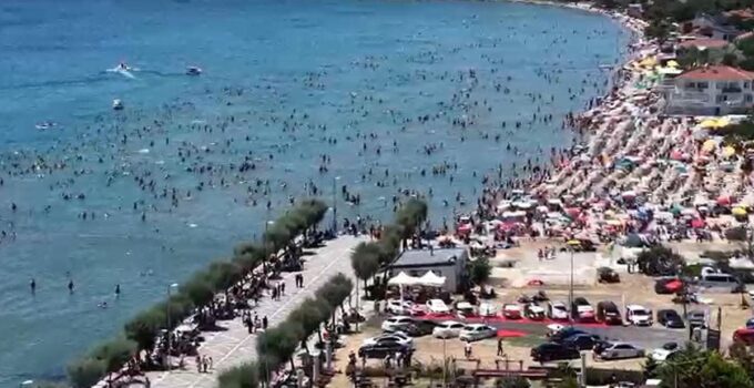 Silivri halk plajı doldu taştı