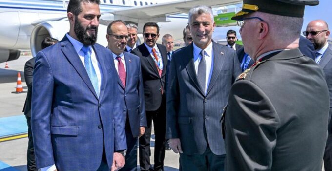 Suriye Cumhurbaşkanı Şara, Barrack ile görüştü