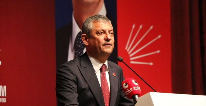 Trump Ankara’ya indi, Özgür Özel’den Rusya ve Çin çıkışı geldi