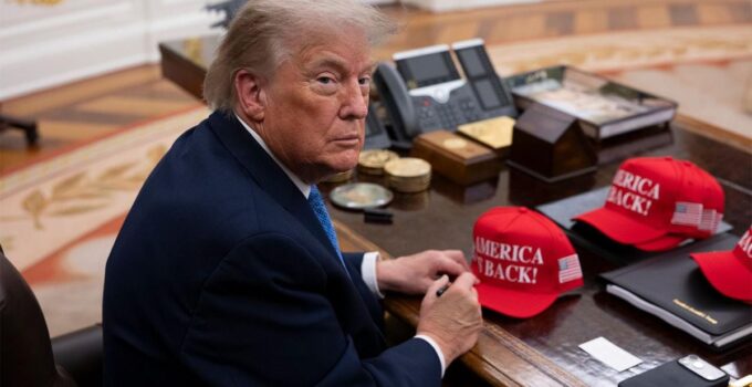 Trump, Hamaney’e veda eden İran’ı yine tehdit etti: Tek bir atışla hepsini etkisiz hale getirebiliriz