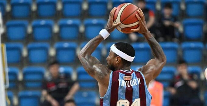 Türk Telekom Tony Taylor’ı transfer etti