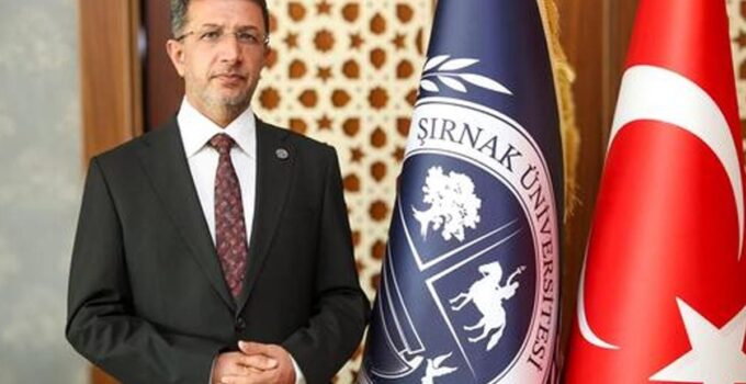 Üniversiteye akrabalarını dolduran rektör Abdurrahim Alkış: İnancım gereği yaptım, emrimdir; tebrik edin