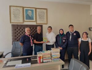 Ağın’da Okula 1071 Kitap Bağışı