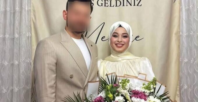 Ankara’da Minibüs-Kamyon Kazasında Hayatını Kaybeden Öğretmen Son Yolculuğuna Uğurlandı