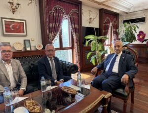 Arınç Yozgat’ta Ziyaretlerde Bulundu