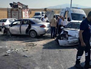 Başkale’de Trafik Kazası: 7 Yaralı