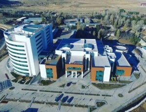 Bayburt’a 43 Yeni Hekim Kadrosu Açıldı