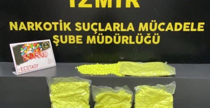 Bornova’da 31 bin uyuşturucu hapla tutuklama