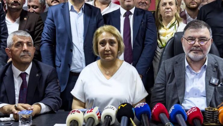 Büyük kavgalarla seçim tamamlanmıştı! Menderes Belediye Başkan Vekili seçimi yargıya taşınıyor