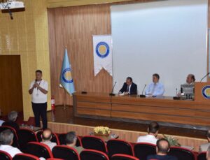 Dicle Üniversitesi’nde Sağlık Hizmetleri ve Yeni Hastane Projesi Görüşüldü