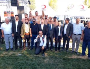 Dodurga’da Tarihi Karakucak Güreşleri: Özkaradeniz Başpehlivan