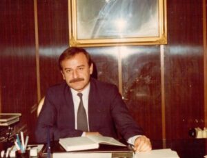 Eski CHP Genel Başkan Vekili Cevdet Selvi, hayatını kaybetti