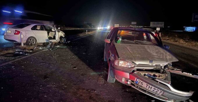 Eskişehir-Ankara yolunda kaza: 5 yaralı