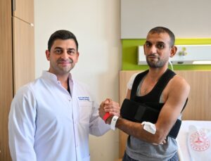 Gaziantep’te ilk: Diz kıkırdağı omza nakledildi