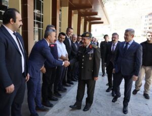 Genelkurmay Başkanı Bayraktaroğlu Artvin’de