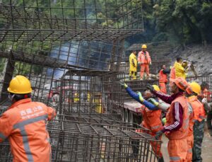 Gyirong’da Heyelana Karşı Gabion Kafeslerle Önlem