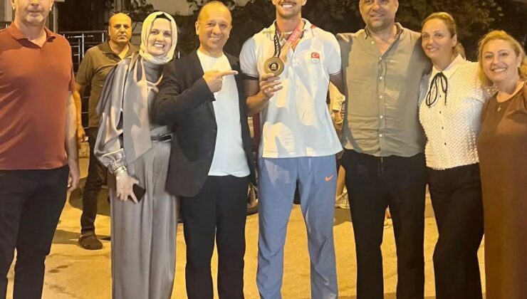 İzmirli Milli Atlet İsmail Nezir’e Coşkulu Karşılama