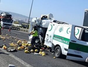 Kahramankazan’da zincirleme kamyonet kazası: 1 ölü, 2 yaralı