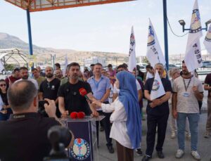 KASK ve HEP-SEN’den Turgut Özal Tıp Merkezi’nde Sağlık Emekçileri İçin Protesto