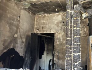 Kastamonu’da kapıcı dairesinde yangın: Baba ve oğlu yaralı