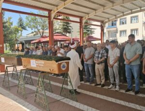 Kırşehir’de baba, oğlu tarafından bıçaklanarak öldürüldü