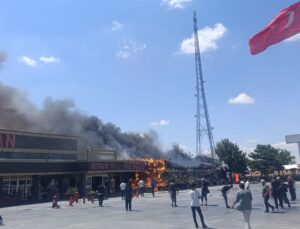 Kulu’da Dinlenme Tesisinde Yangın