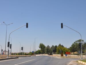 Lüleburgaz’a Trafik Sinyalizasyon Sistemi ve Gebe Okulu Eğitimi