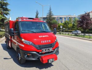 Odunpazarı’nda Takla Atan Araç Sürücüsü Yaralandı